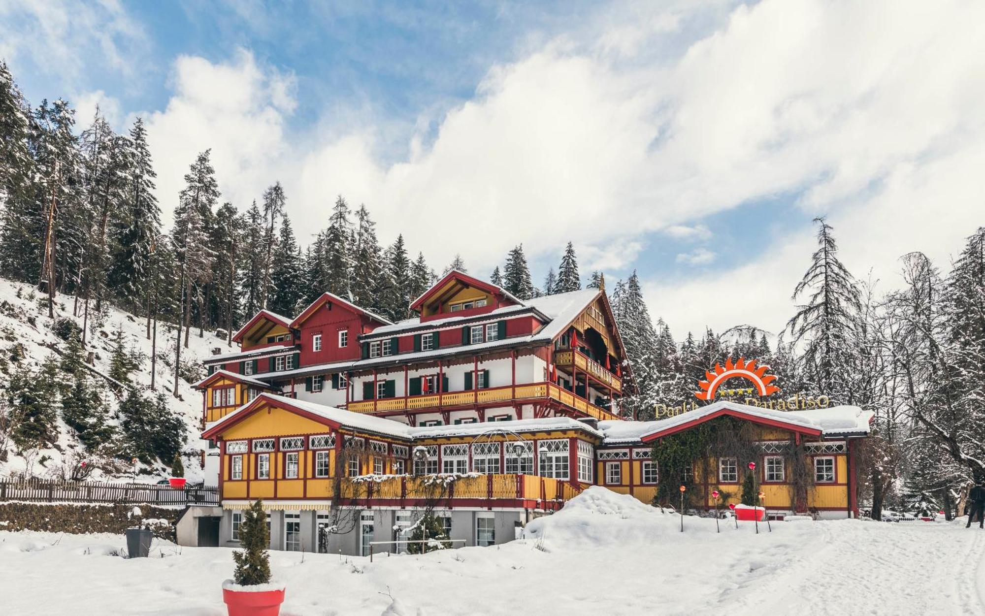 Parkhotel Sole Paradiso San Candido Exterior photo